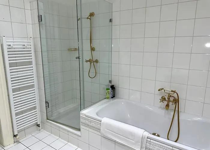 Neu! Im Stadtzentrum 4 Apartman *